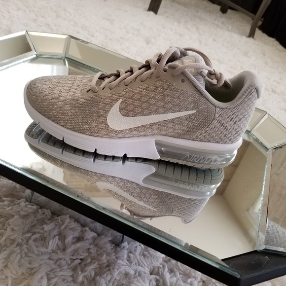 Nike Shoes - Nike Air Max Sequent 2